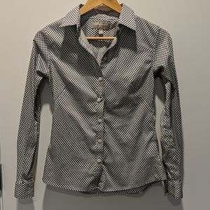 Banana Republic white/navy button down shirt